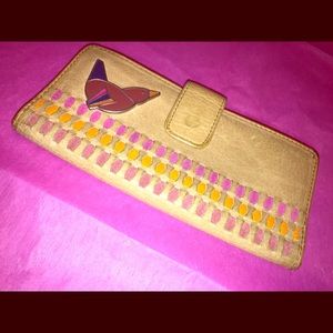 Fossil’s Genuine Leather Birdie Wallet